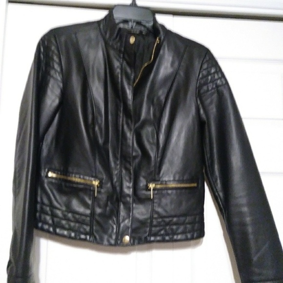 Black jacket - Picture 1 of 3